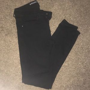 Mid rise ankle jeans